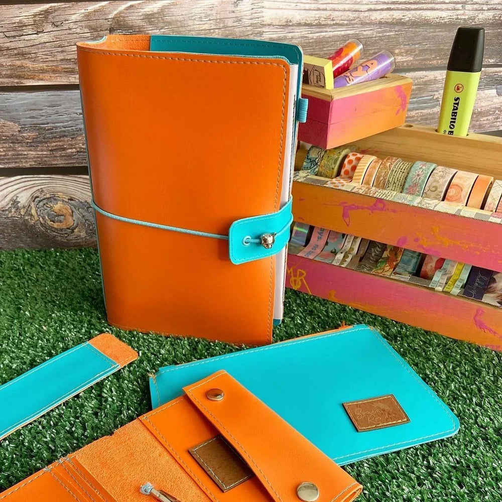 Capa com Elásticos . Alecrim - Sônia Rondon